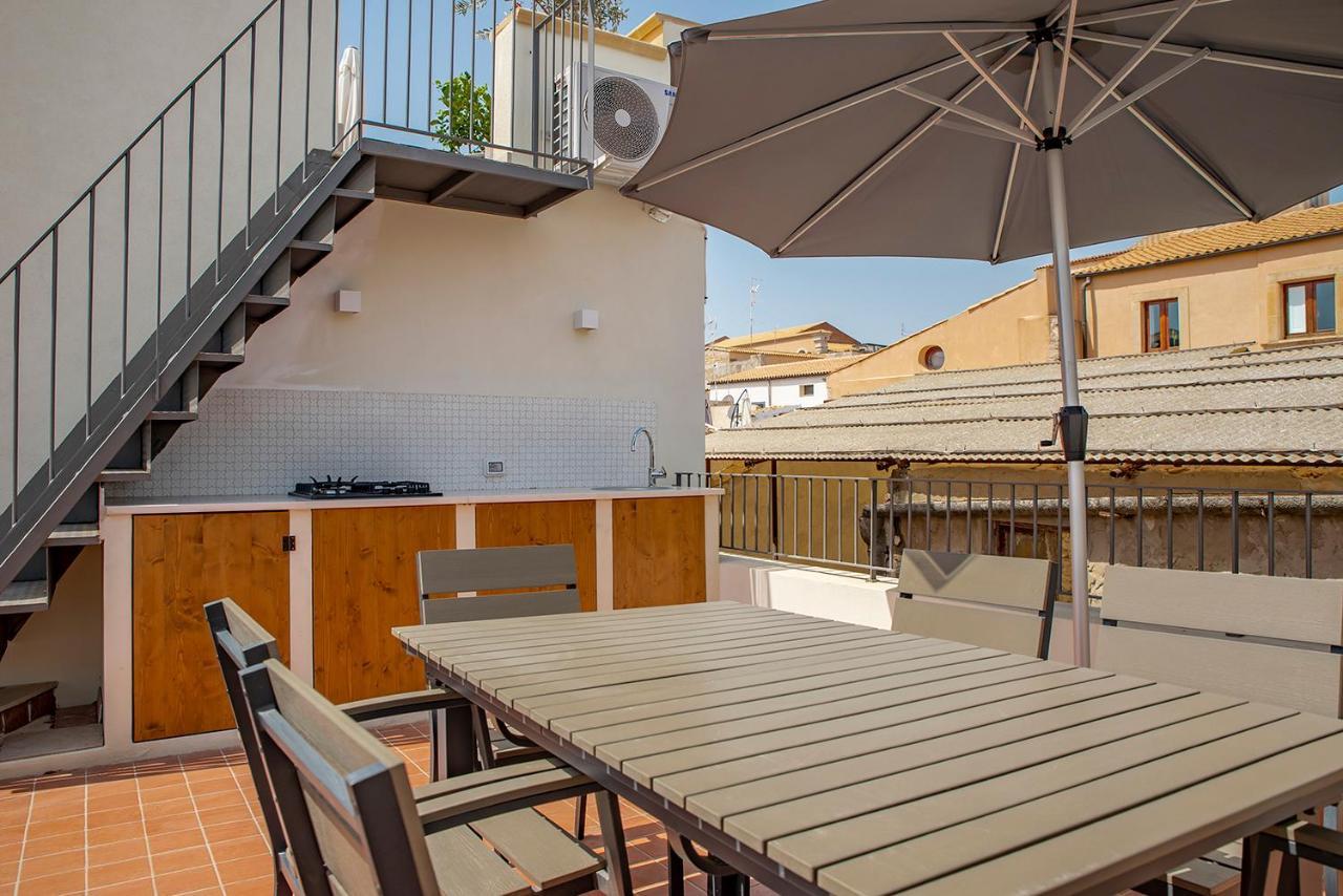 Апартаменты La Terrazza Sul Vicolo Della Giudecca By Wonderful Italy Сиракузы Экстерьер фото